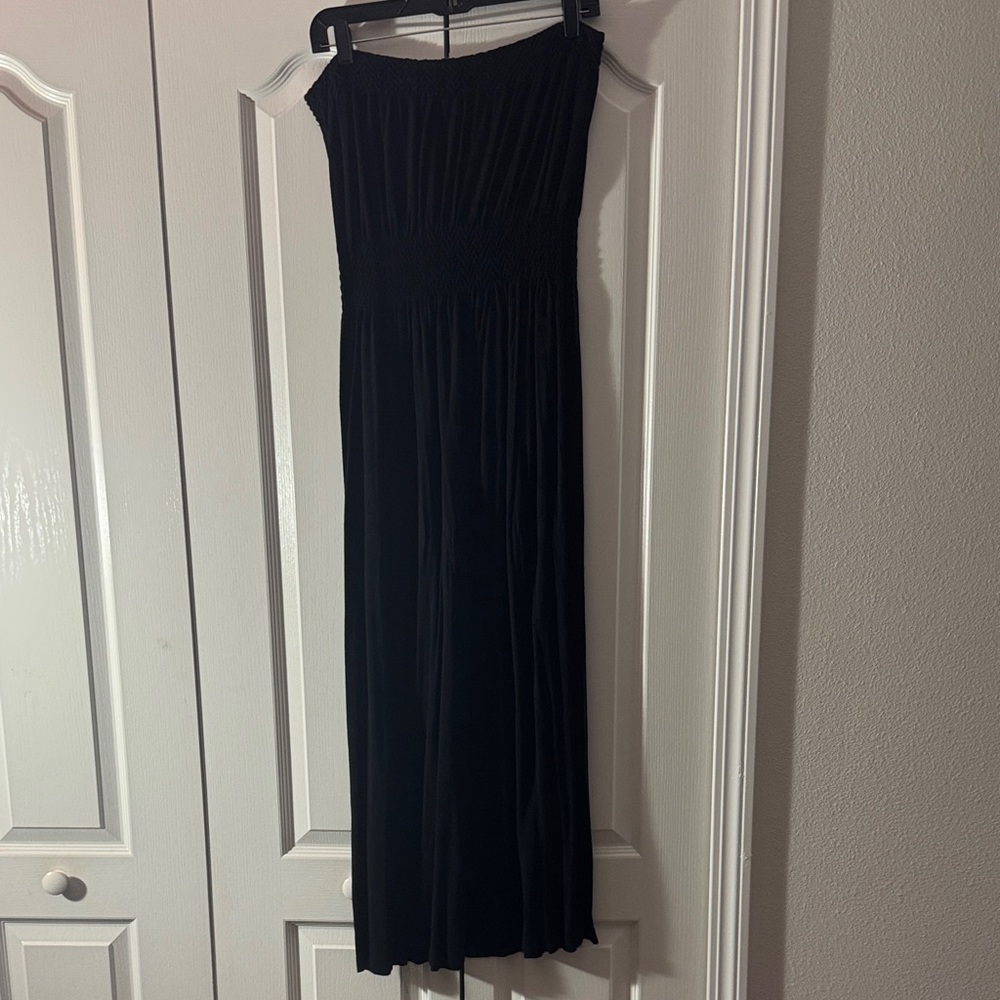 Amazon Elegant Strapless Black Dress